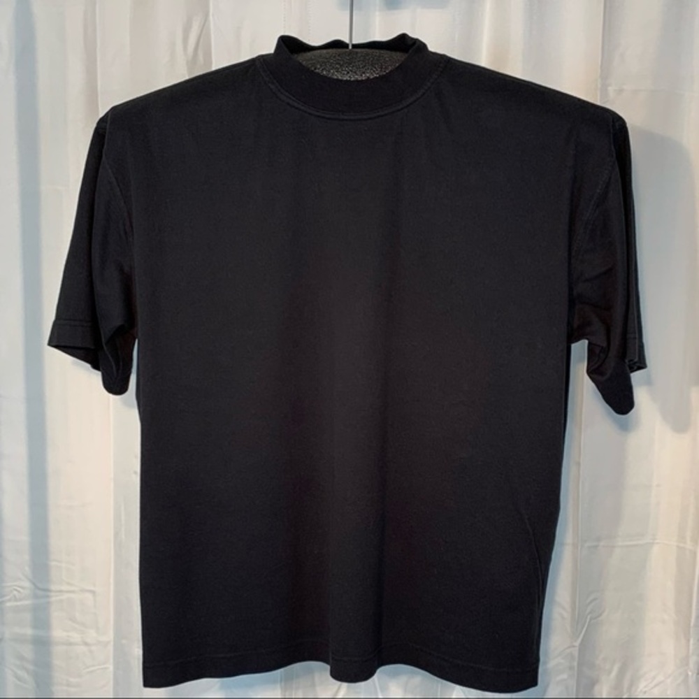 Perrin Wear black short sleeve tee shirt.